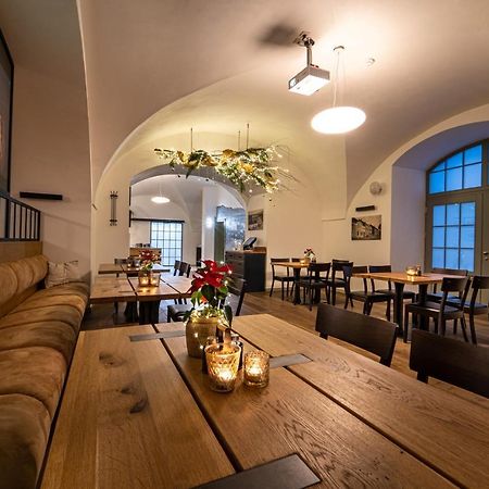 Hotel Pansky Pivovar Holešov 外观 照片