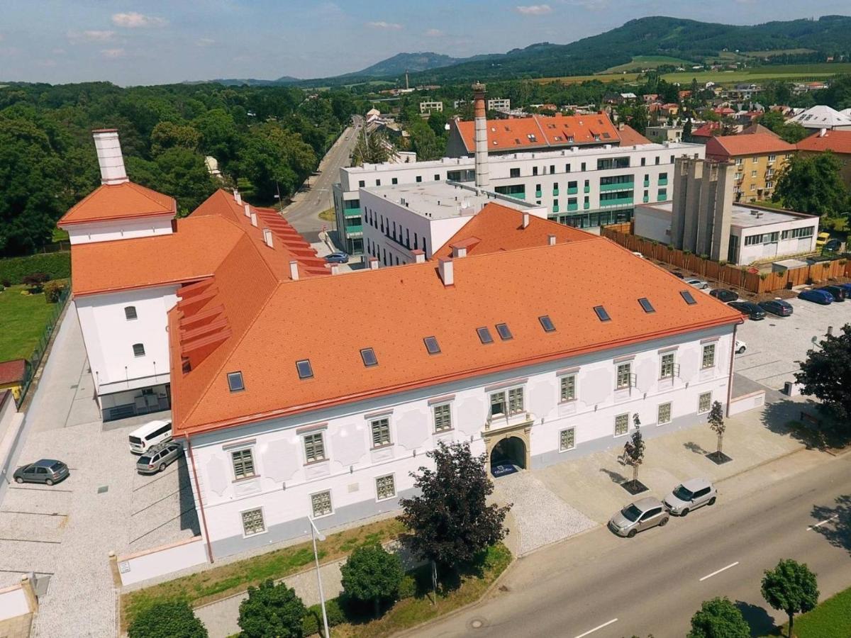 Hotel Pansky Pivovar Holešov 外观 照片