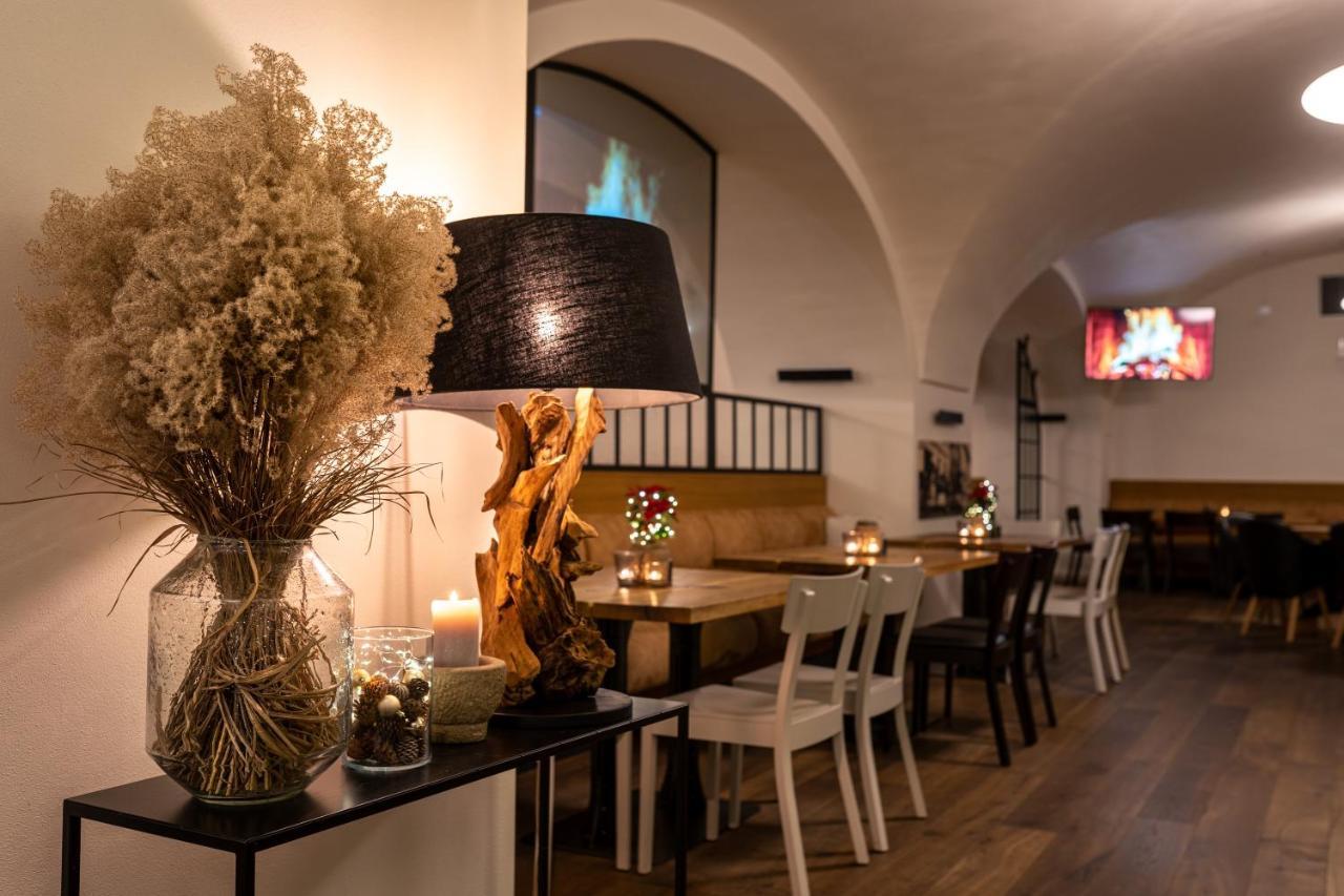 Hotel Pansky Pivovar Holešov 外观 照片