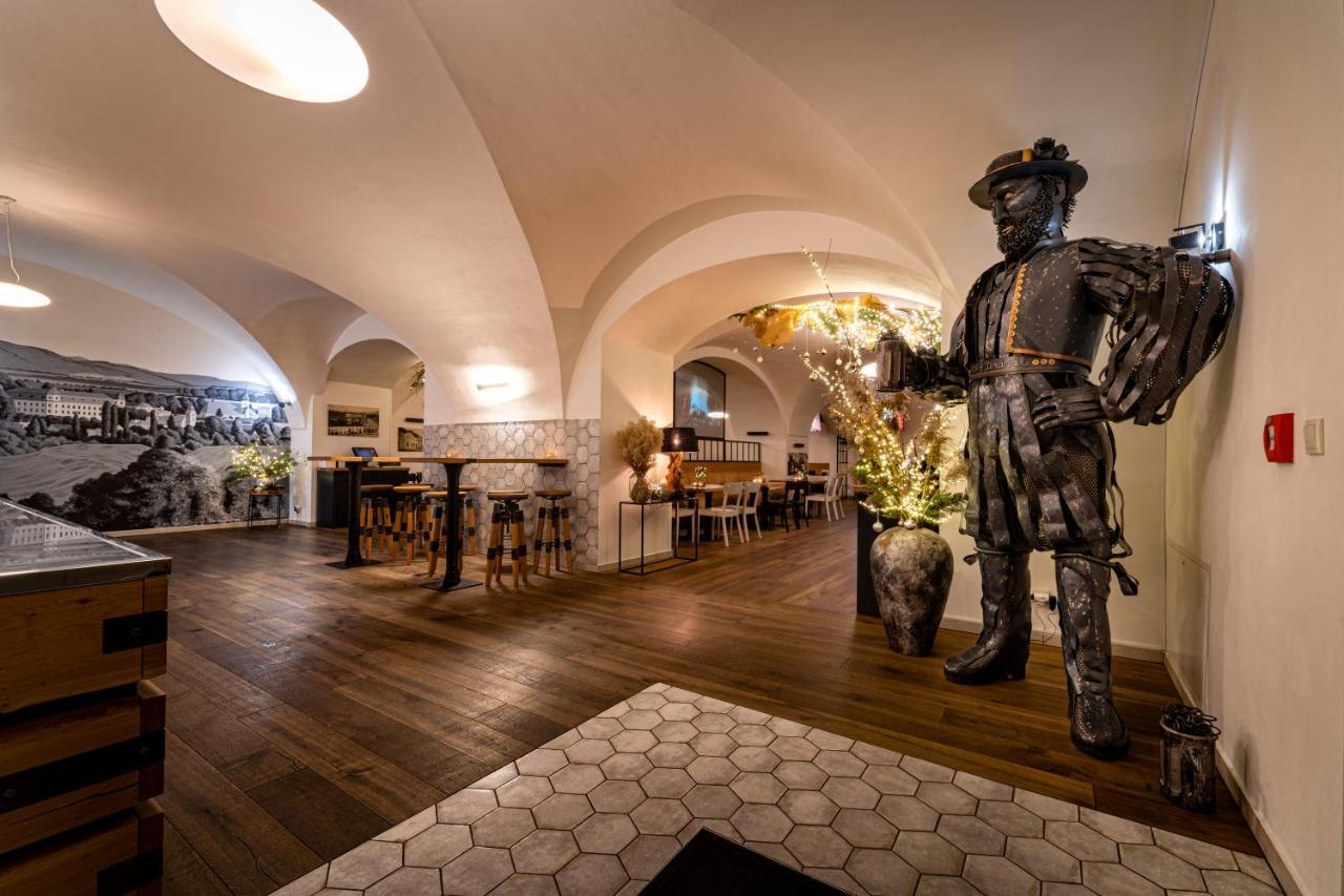 Hotel Pansky Pivovar Holešov 外观 照片
